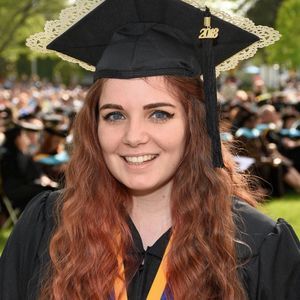 Meet your Posher, Alyssa